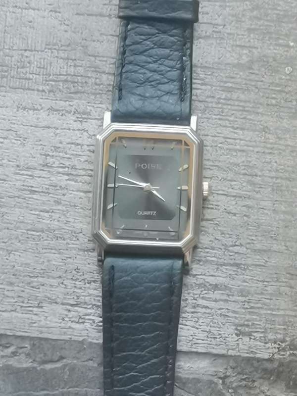 LADIES VINTAGE POISE WATCH IN EXCELLENT WORKING CONDITION
