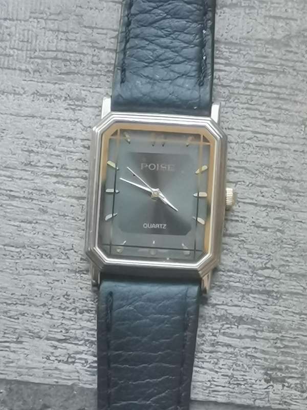 LADIES VINTAGE POISE WATCH IN EXCELLENT WORKING CONDITION
