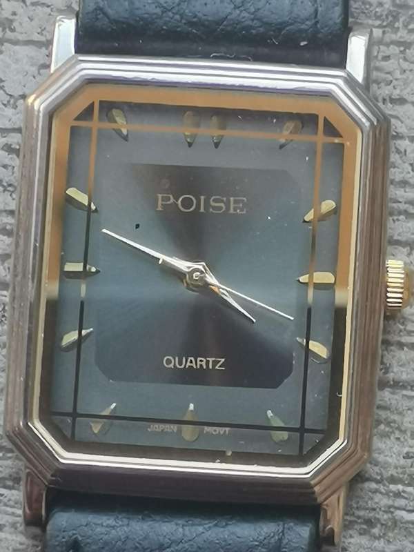 LADIES VINTAGE POISE WATCH IN EXCELLENT WORKING CONDITION