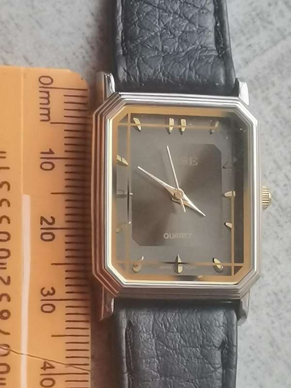 LADIES VINTAGE POISE WATCH IN EXCELLENT WORKING CONDITION