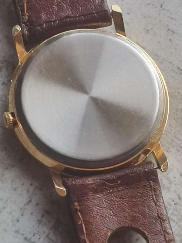 LEVACO LADIES WATCH IN EXCELLENT WORKING CONDITION