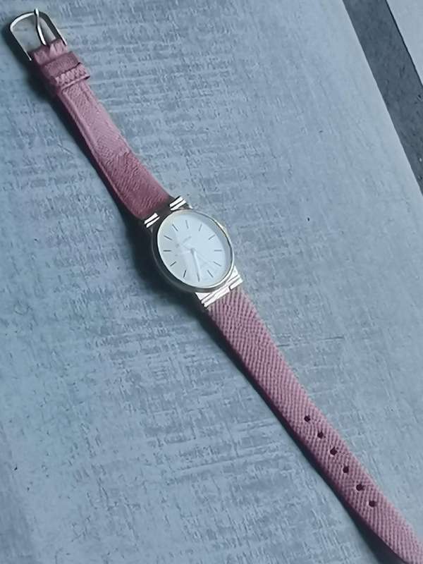 MENS VINTAGE OCCASION GOLD PLATED WATCH IN EXCELLENT WORKING CONDITION