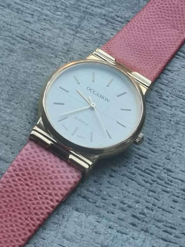 MENS VINTAGE OCCASION GOLD PLATED WATCH IN EXCELLENT WORKING CONDITION