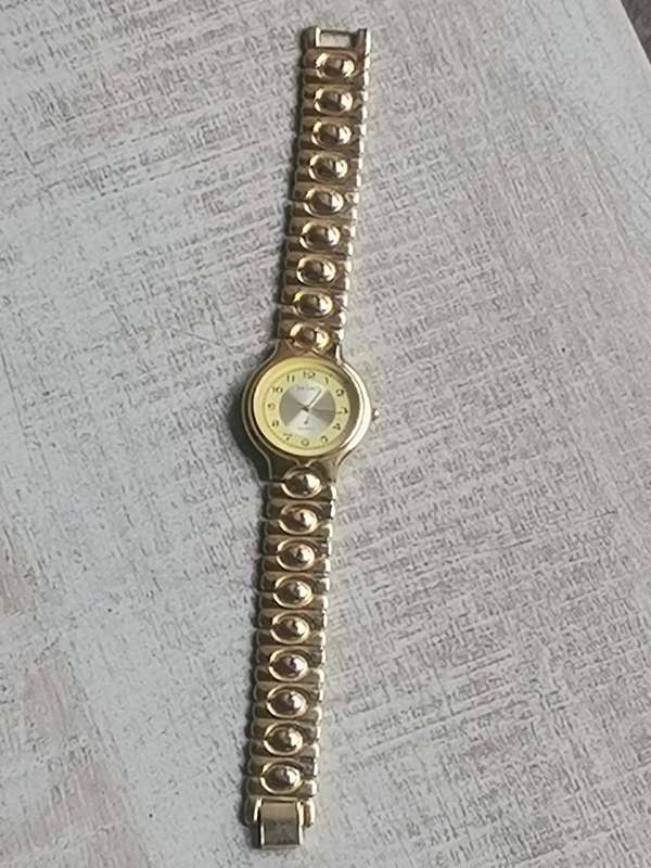MENS VINTAGE SEIKQ GOLD PLATED WATCH IN EXCELLENT WORKING CONDITION