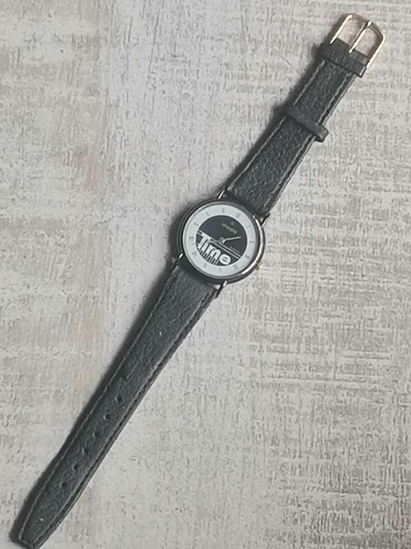 DYNASTY TIME MENS WATCH IN EXCELLENT WORKING CONDITION