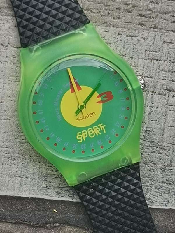 MENS VINTAGE SQUASH WATCH IN EXCELLENT WORKING CONDITION