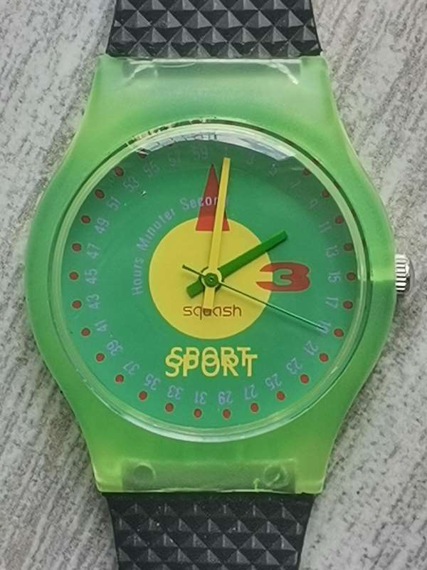 MENS VINTAGE SQUASH WATCH IN EXCELLENT WORKING CONDITION