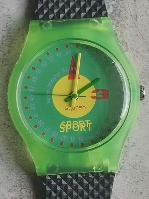 MENS VINTAGE SQUASH WATCH IN EXCELLENT WORKING CONDITION