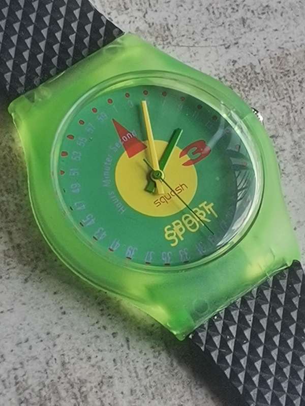 MENS VINTAGE SQUASH WATCH IN EXCELLENT WORKING CONDITION