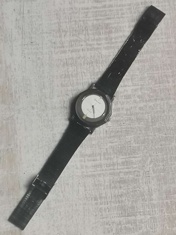 MENS VINTAGE GOLDEN BELL WATCH IN EXCELLENT WORKING CONDITION