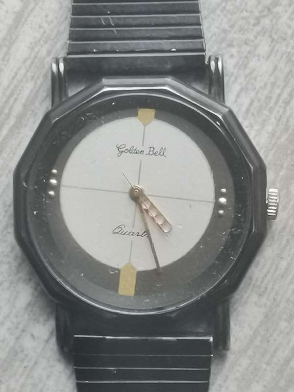 MENS VINTAGE GOLDEN BELL WATCH IN EXCELLENT WORKING CONDITION