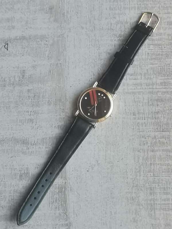 MENS VINTAGE MONT BELL QUARTZ WATCH IN EXCELLENT WORKING CONDITION