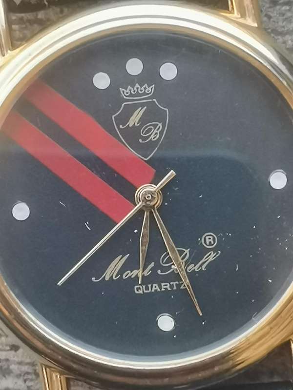 MENS VINTAGE MONT BELL QUARTZ WATCH IN EXCELLENT WORKING CONDITION