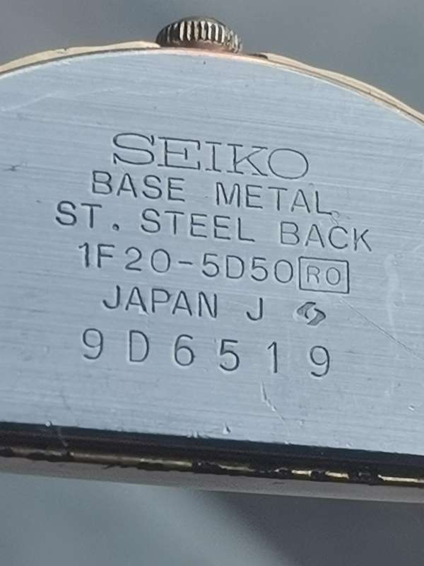 LADIES GOLD SEIKO WATCH IN EXCELLENT WORKING CONDITION