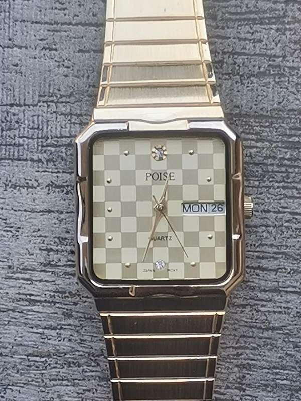 MENS POISE GOLD PLATED WATCH WITH DAY/DATE FUNCTION IN EXCELLENT WORKING CONDITION