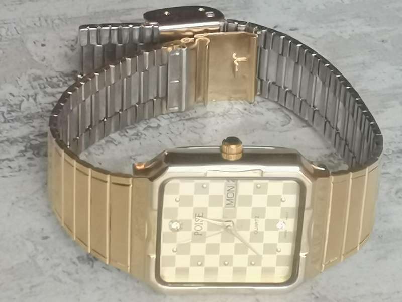 MENS POISE GOLD PLATED WATCH WITH DAY/DATE FUNCTION IN EXCELLENT WORKING CONDITION