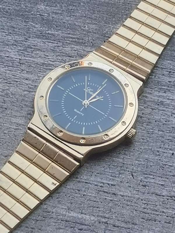 MENS VINTAGE LAURIER GOLD PLATED WATCH IN EXCELLENT WORKING CONDITION