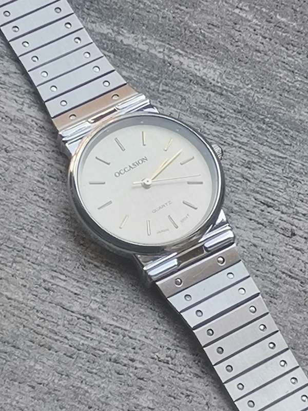 MENS OCCASION STAINLESS STEEL WATCH IN EXCELLENT WORKING CONDITION