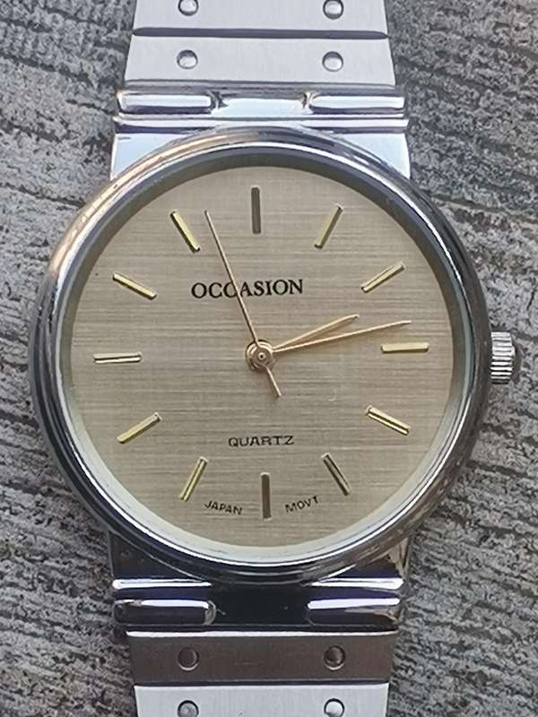 MENS OCCASION STAINLESS STEEL WATCH IN EXCELLENT WORKING CONDITION