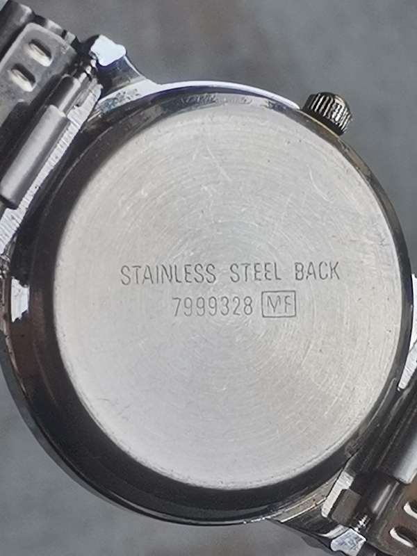 MENS OCCASION STAINLESS STEEL WATCH IN EXCELLENT WORKING CONDITION