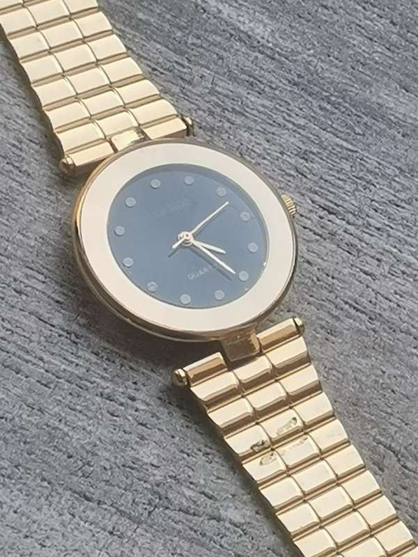 LADIES GOLD OCCASION WATCH IN EXCELLENT WORKING CONDITION