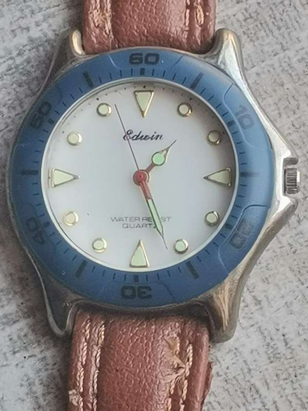 MENS VINTAGE EDWIN SPORTS WATCH IN EXCELLENT WORKING CONDITION