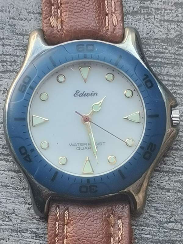MENS VINTAGE EDWIN SPORTS WATCH IN EXCELLENT WORKING CONDITION