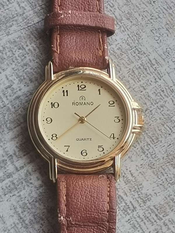 MENS VINTAGE ROMANO GOLD PLATED WATCH IN EXCELLENT WORKING CONDITION