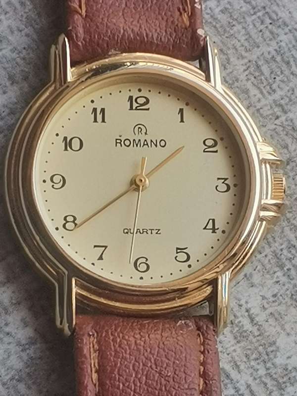MENS VINTAGE ROMANO GOLD PLATED WATCH IN EXCELLENT WORKING CONDITION