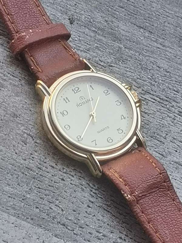 MENS VINTAGE ROMANO GOLD PLATED WATCH IN EXCELLENT WORKING CONDITION