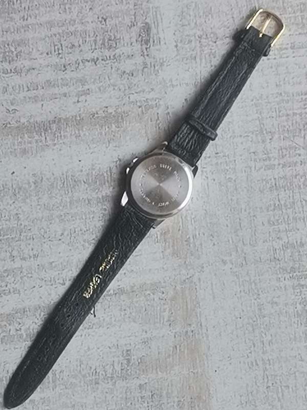 MENS VINTAGE TIME WATCH IN EXCELLENT WORKING CONDITION