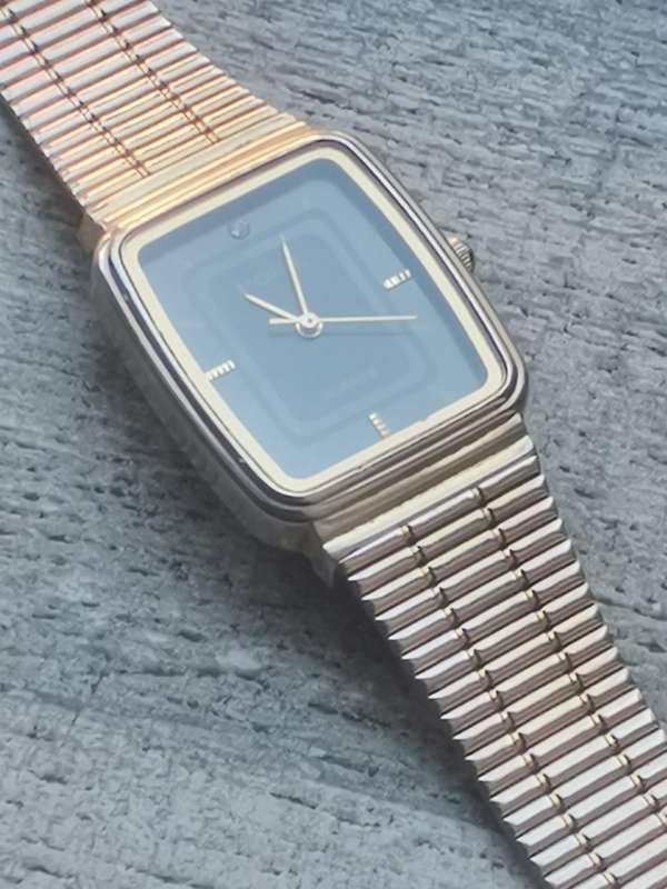 MENS POISE WATCH IN EXCELLENT WORKING CONDITION