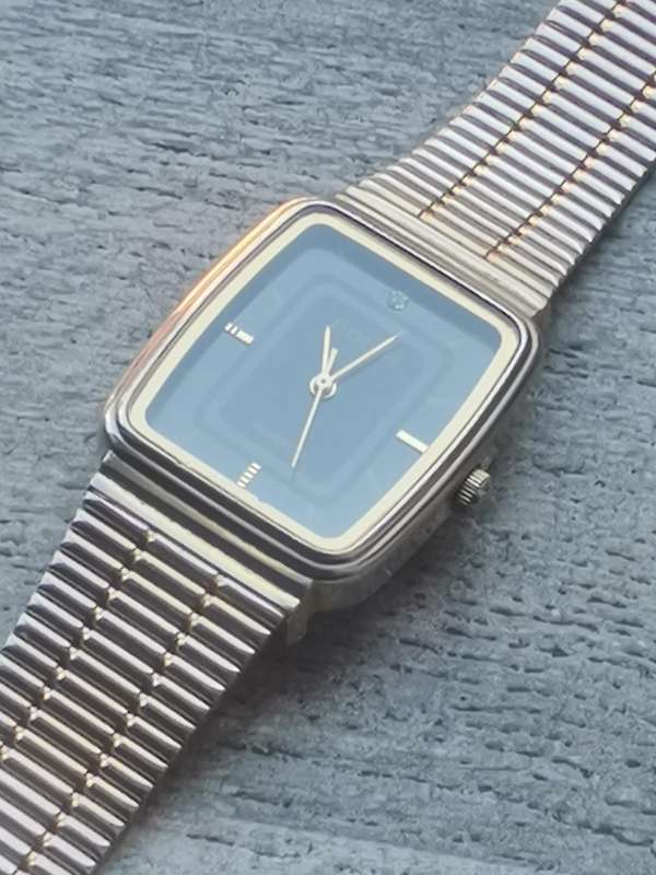 MENS POISE WATCH IN EXCELLENT WORKING CONDITION