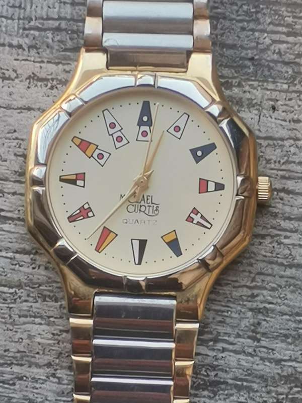MENS MICHAEL CURTIS WATCH IN EXCELLENT WORKING CONDITION