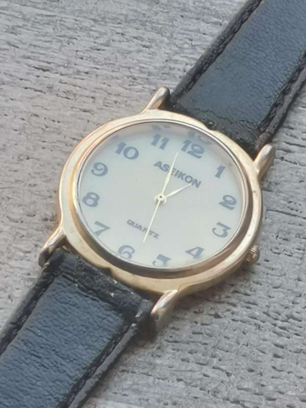 MENS ASEIKON WATCH IN EXCELLENT WORKING CONDITION