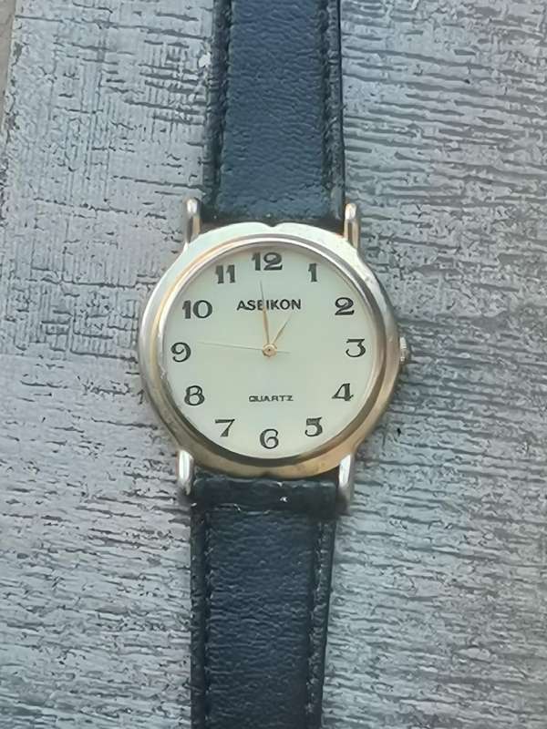 MENS ASEIKON WATCH IN EXCELLENT WORKING CONDITION