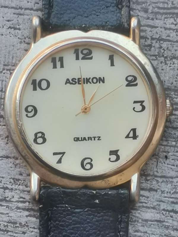 MENS ASEIKON WATCH IN EXCELLENT WORKING CONDITION