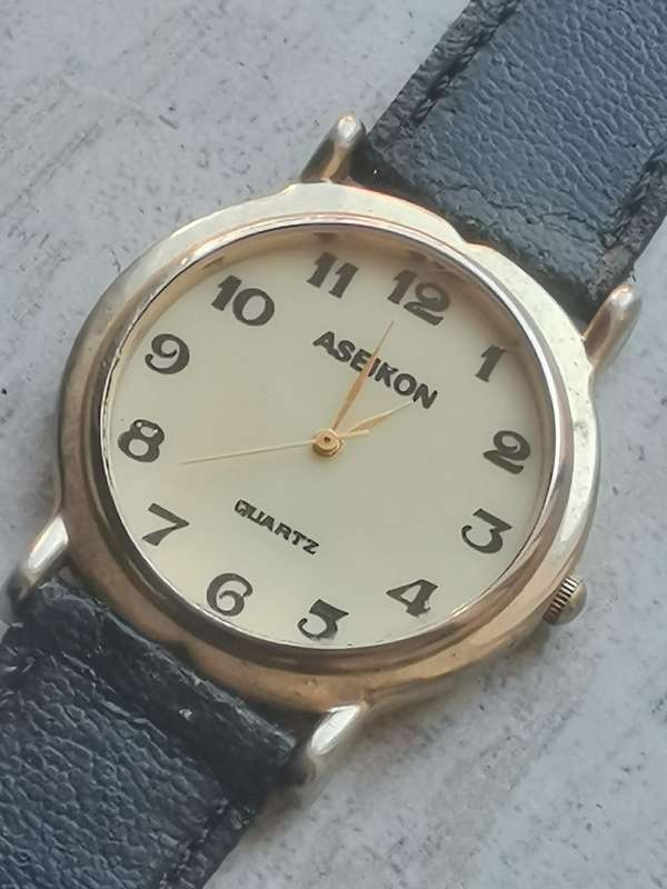 MENS ASEIKON WATCH IN EXCELLENT WORKING CONDITION