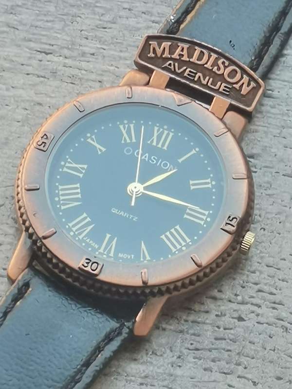 MENS OCASION WATCH IN EXCELLENT WORKING CONDITION