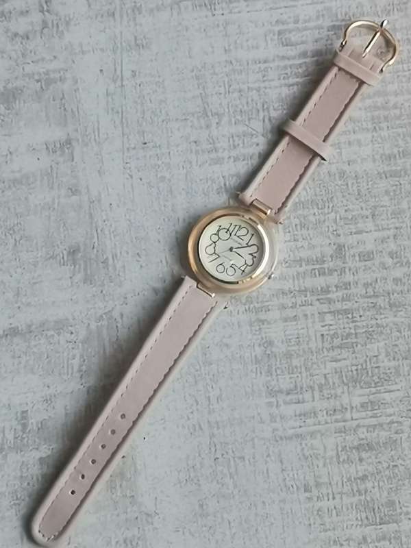 LADIES POISE WATCH IN EXCELLENT WORKING CONDITION