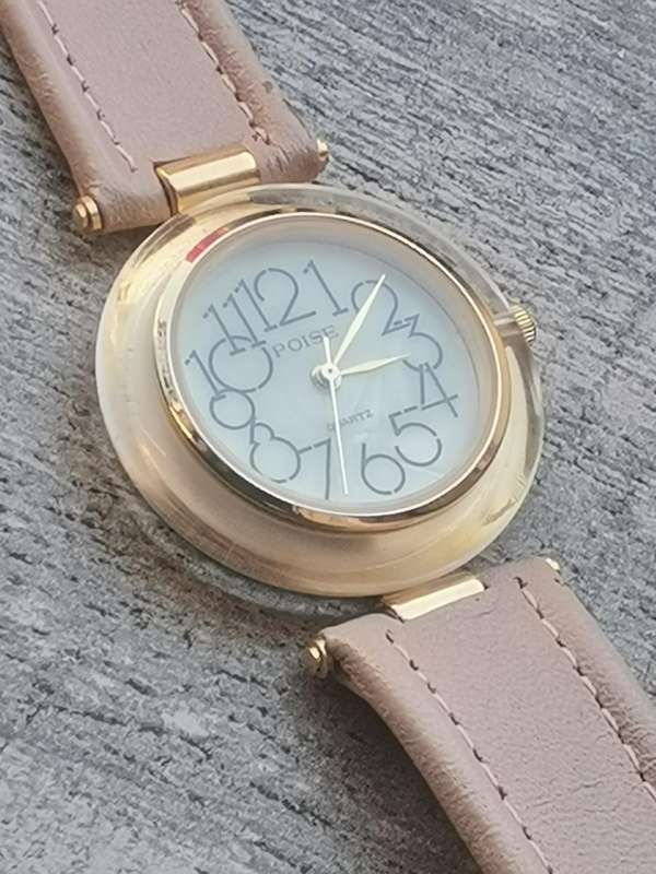 LADIES POISE WATCH IN EXCELLENT WORKING CONDITION