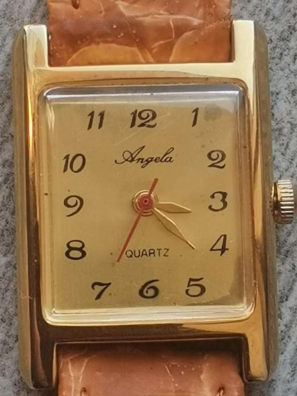 LADIES ANGELA WATCH IN EXCELLENT WORKING CONDITION