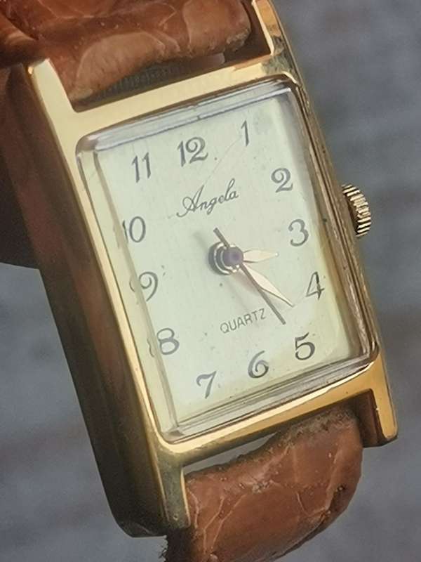 LADIES ANGELA WATCH IN EXCELLENT WORKING CONDITION