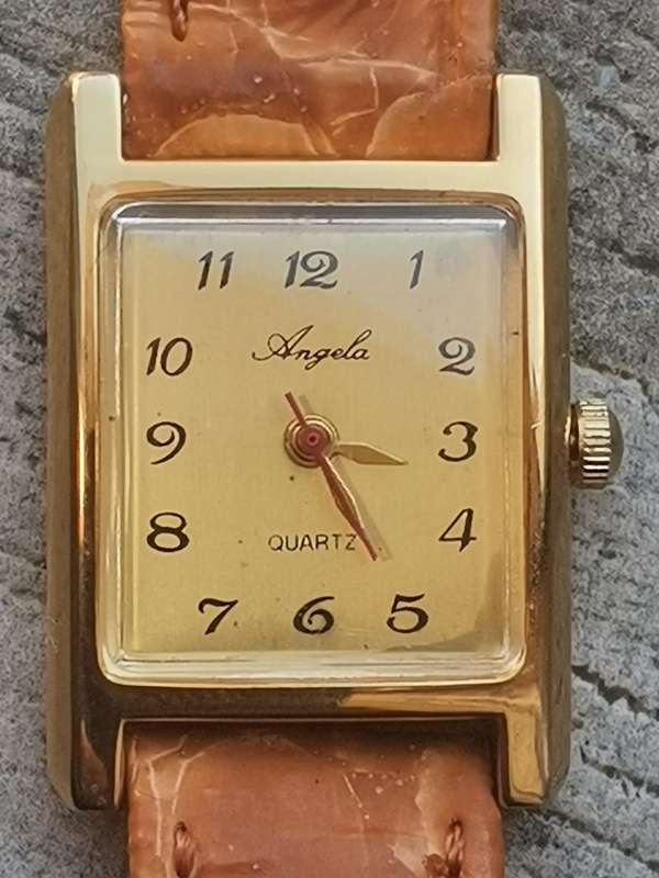 LADIES ANGELA WATCH IN EXCELLENT WORKING CONDITION