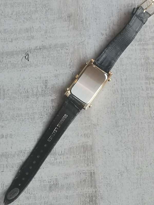 STUNNING LADIES SONIC WATCH IN EXCELLENT WORKING CONDITION