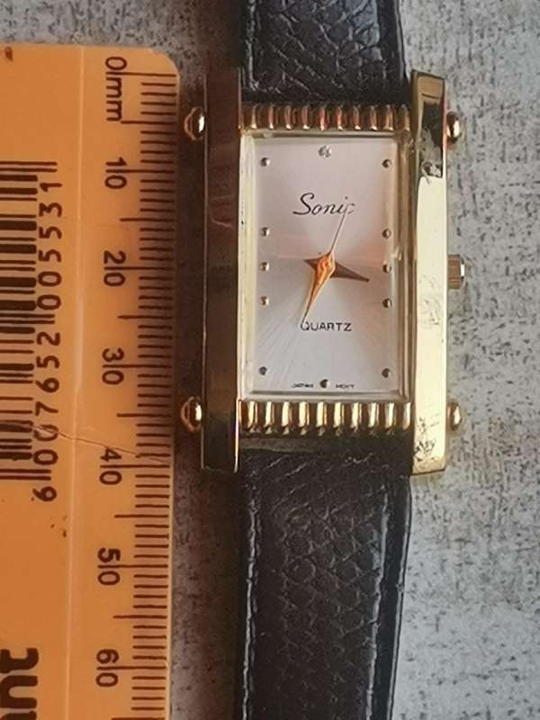 STUNNING LADIES SONIC WATCH IN EXCELLENT WORKING CONDITION