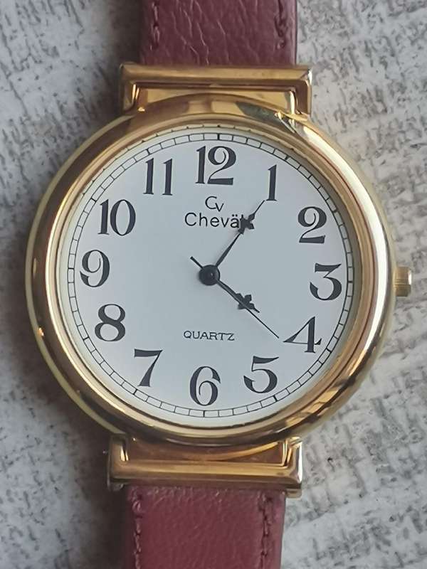 LADIES CHEVAL WATCH WITH HUGE 42MM DIAL IN EXCELLENT WORKING CONDITION