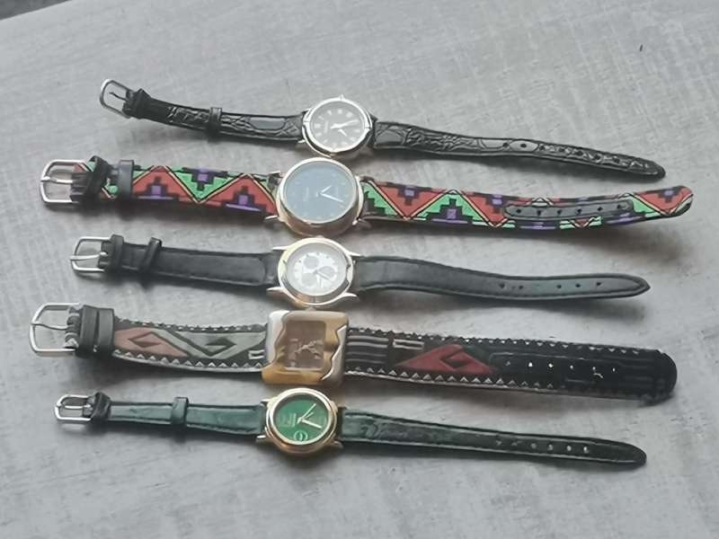 LADIES WATCH COLLECTION ALL IN EXCELLENT WORKING CONDITION - BIDDING FOR ALL 5 WATCHES