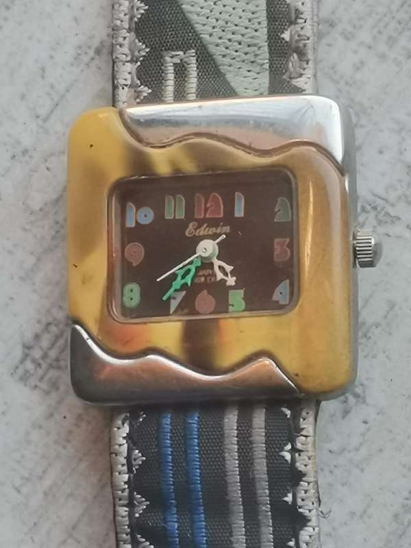 LADIES WATCH COLLECTION ALL IN EXCELLENT WORKING CONDITION - BIDDING FOR ALL 5 WATCHES