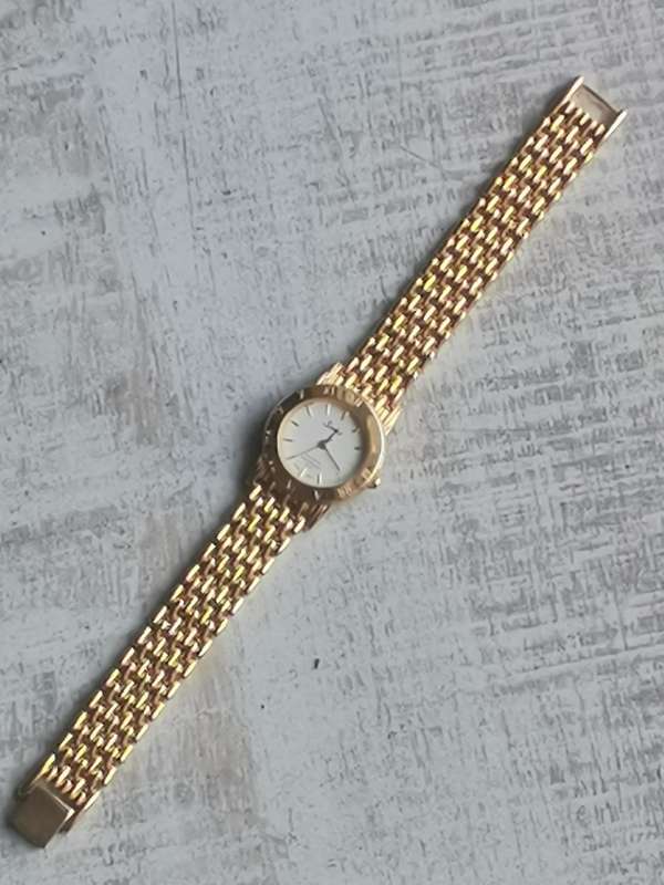LADIES GOLD SONIC WATCH IN EXCELLENT WORKING CONDITION
